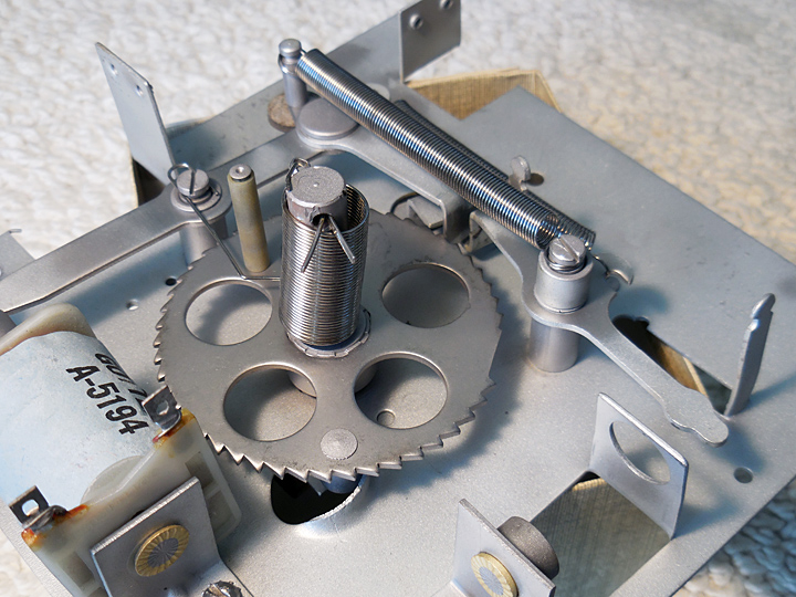 detail of step up mechanism