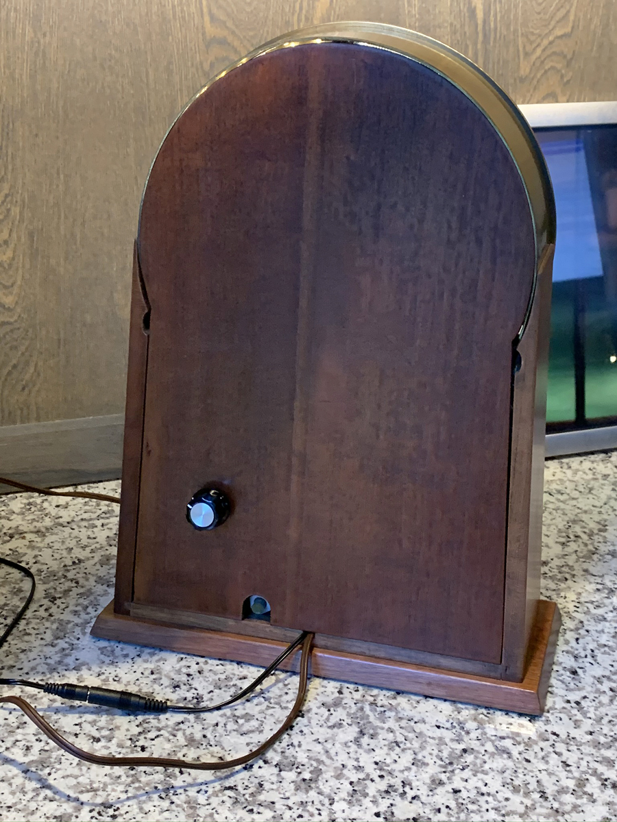 spilhaus clock with dimmer